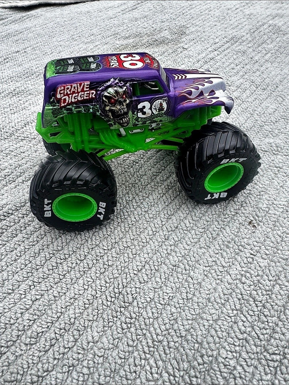 Monster Jam Grave Digger 30th Anniversary Edition Monster Truck Monster Truck
